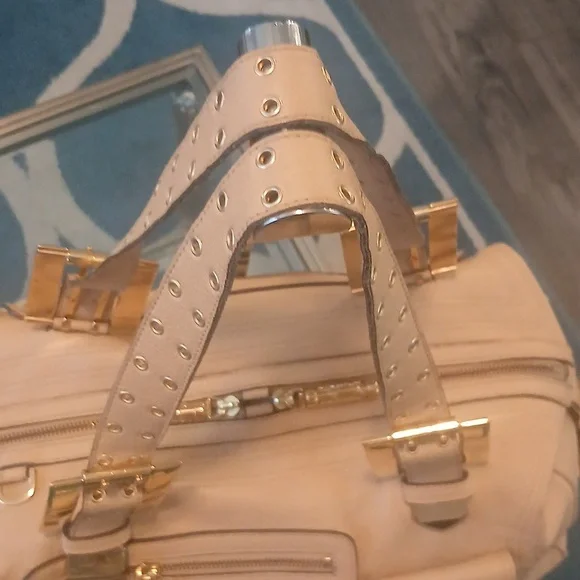 Versace Tan Shoulder Bag - Picture 6 of 16